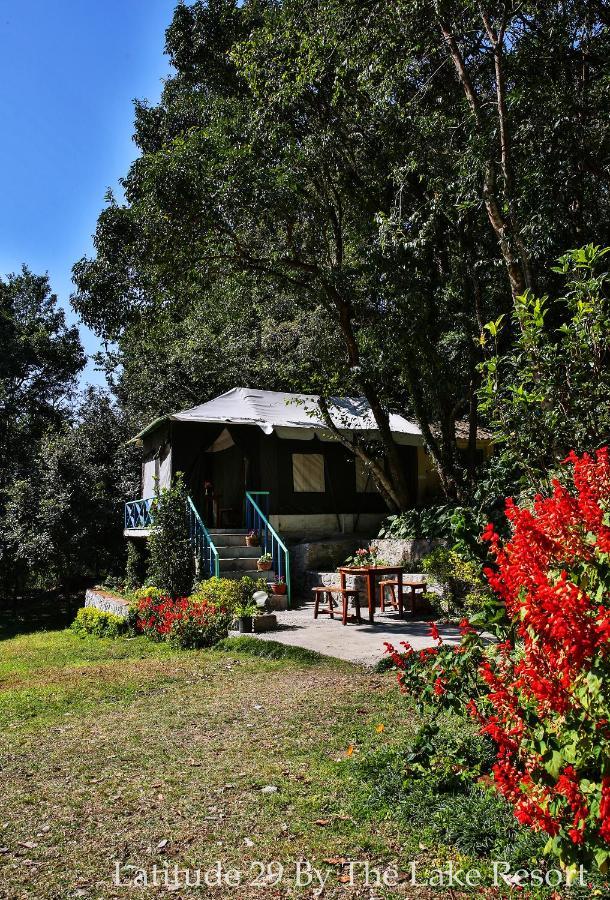 Latitude 29 By The Lake Resort Naukuchiatal Exterior photo