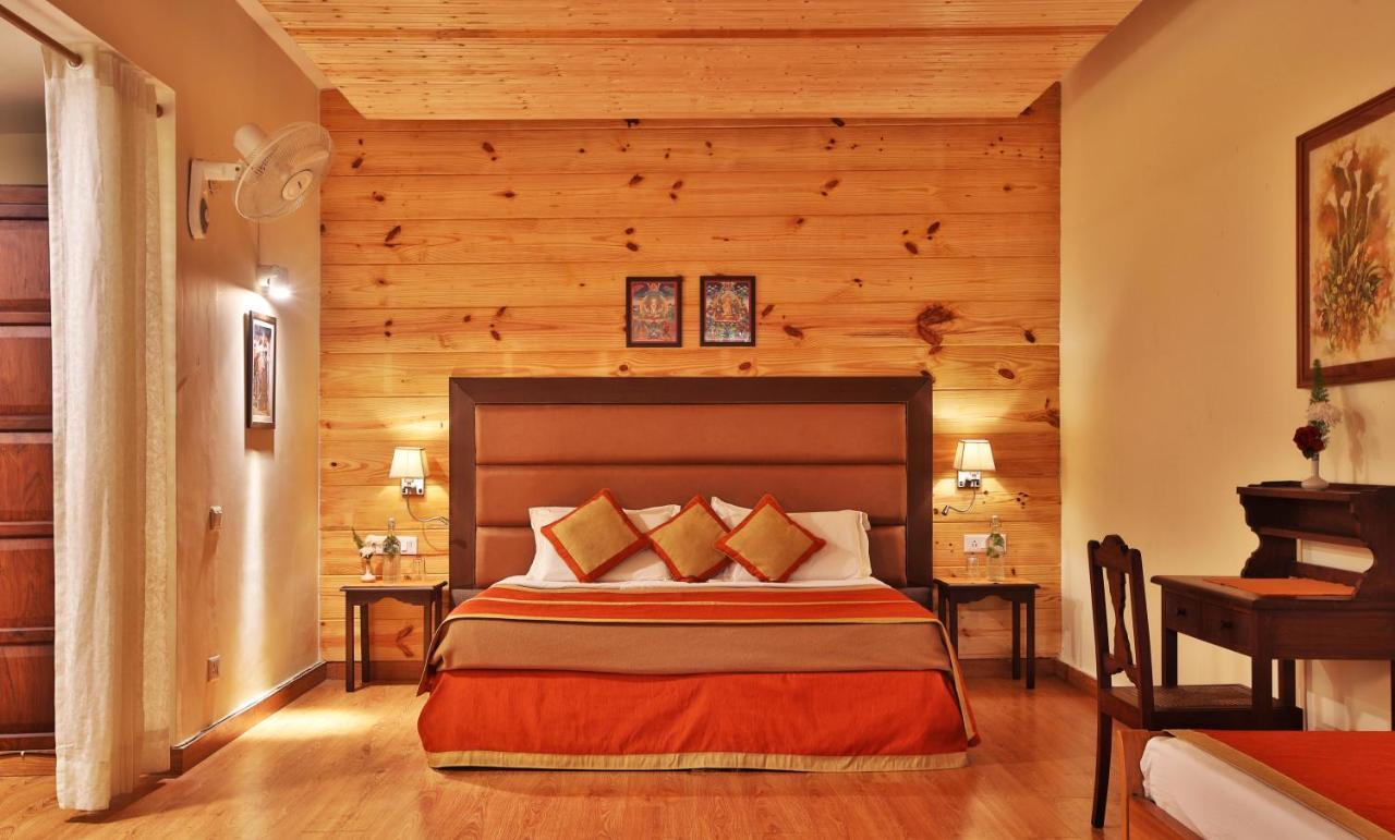 Latitude 29 By The Lake Resort Naukuchiatal Exterior photo