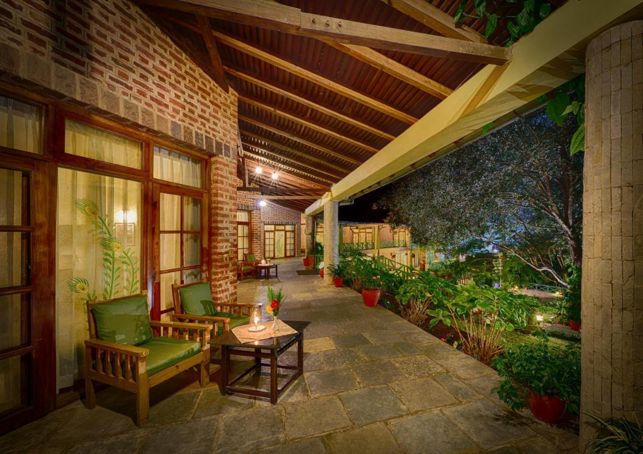 Latitude 29 By The Lake Resort Naukuchiatal Exterior photo