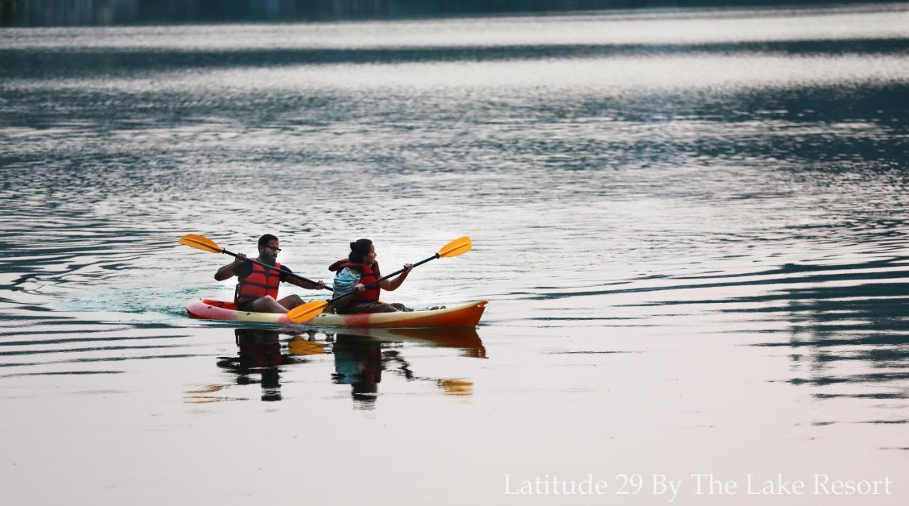 Latitude 29 By The Lake Resort Naukuchiatal Exterior photo